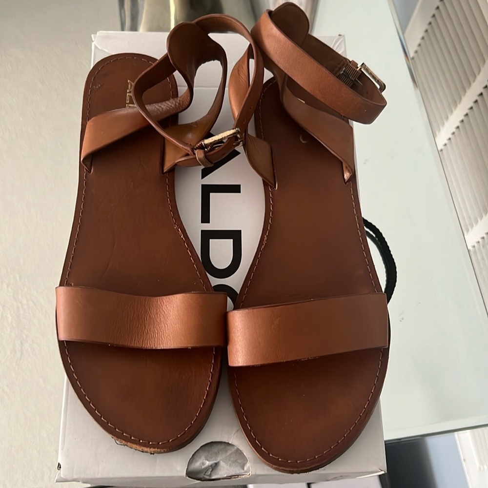 Aldo Ankle Strap Sandal Size 8 Sandal Great Condition